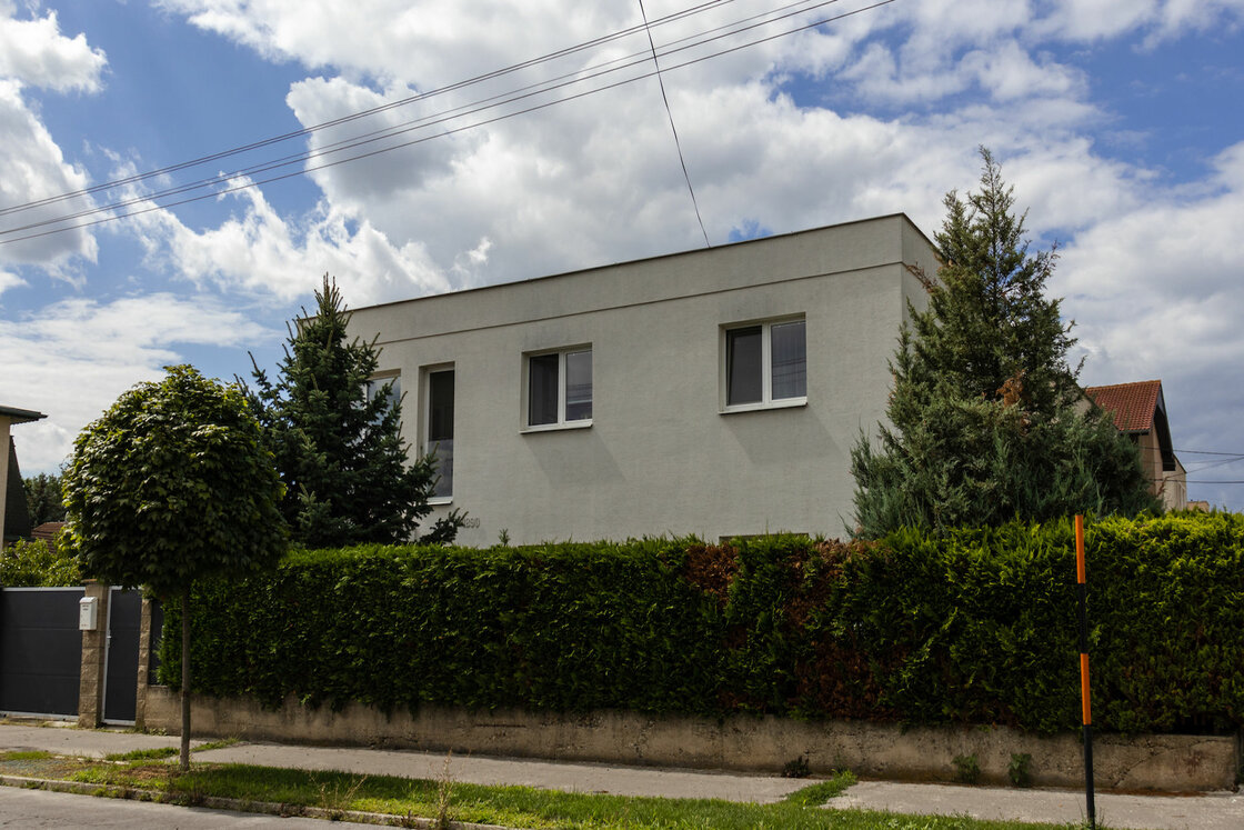 veterinárna klinika Topoľčany Mrázik budova zvonku